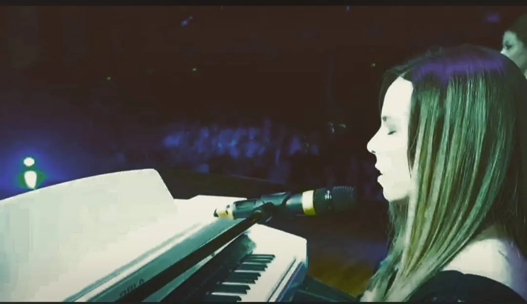 Giasly- Cantante e Pianista