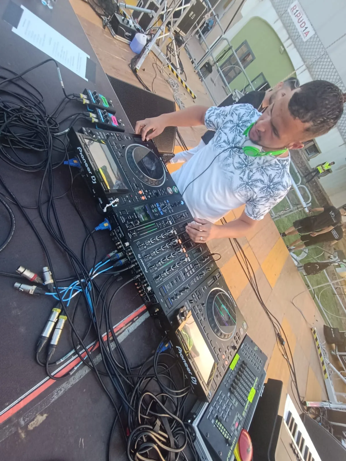 Dj manu